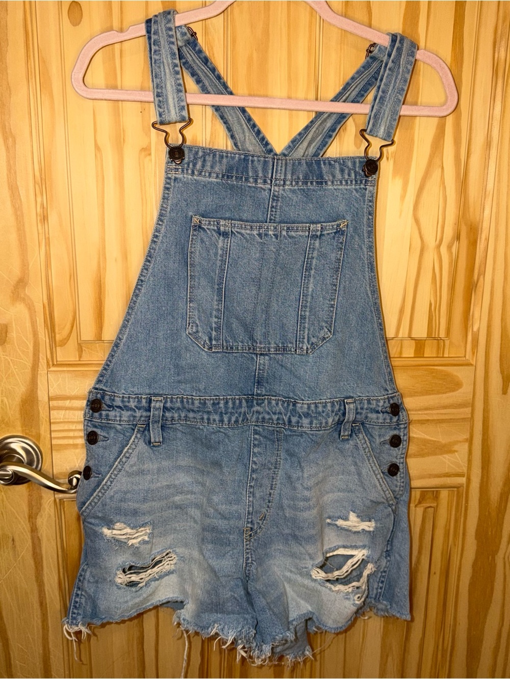 195 Abercrombie & Fitch Denim Overall Shorts - Size M